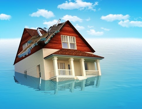 Infiltrazioni da lastrico solare: responsabilità contrattuale o extracontrattuale?