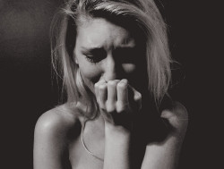 Violenza sessuale e induzione indebita: l’orientamento della Cassazione