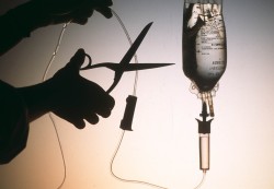 Eutanasia: il diritto di rifiutare le cure è costituzionalmente tutelato