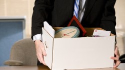 Il lavoratore “assente ingiustificato” alla visita domiciliare può essere licenziato