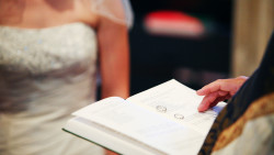 Il matrimonio come dono da cui deriva un vincolo di bene tra i coniugi come via di santificazione