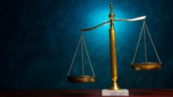 Reati omissivi propri e impropri: disciplina, differenze e analisi del rapporto di causalità