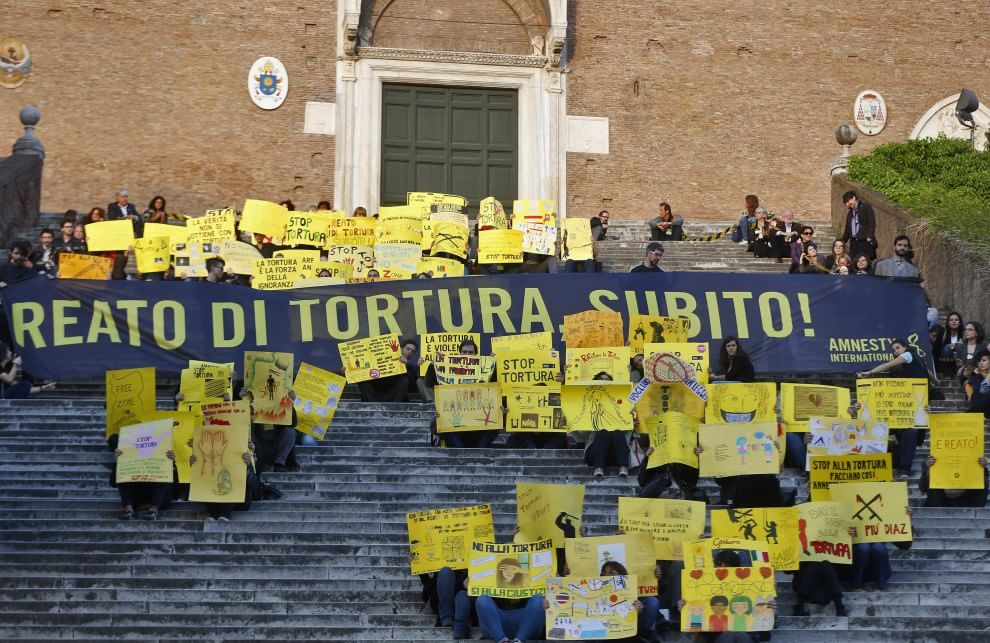 Il reato di tortura in Italia: tanto desiderato, poco attualizzato