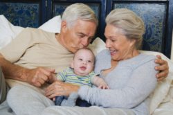 “Genitori-nonni”: confermata in Cassazione l’adottabilità della minore