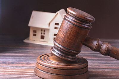 Separazione giudiziale: chi prevale tra coniuge assegnatario e proprietario sulla casa familiare?