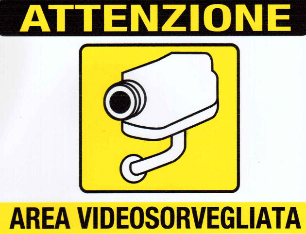 VIDEOSORVEGLIANZA SUL LAVORO: direttore impresa non può vedere immagini in diretta dal suo ufficio