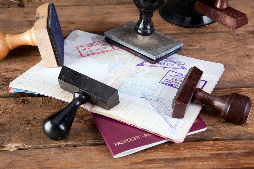 RESIDENCE PERMIT FOR THIRD COUNTRY NATIONALS: the national fee cannot be disproportionate with respect to the aims of Directive 109/2003