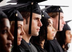 Assistenza tesi di laurea: come fare bella figura alla laurea