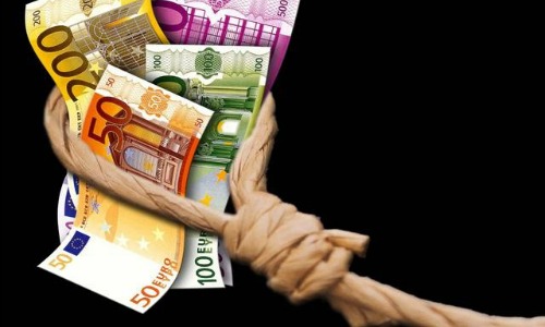 Le ultime della S.C. sul binomio mora-usura. La rimessione alle SS.UU