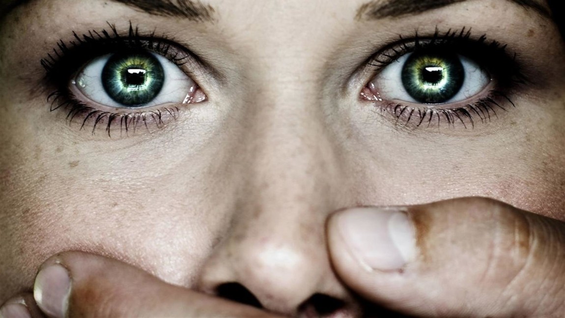 Costituisce difetto assoluto di motivazione la mancata pronuncia sul 131bis
