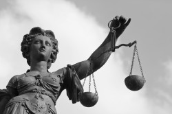 Divieto di doppio binario sanzionatorio: quali conseguenze operative per il giudice di merito?