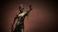 La dissenting opinion nel sistema di giustizia costituzionale dalle origini al XX secolo: ordinamenti di civil law e di soviet law (5/8)