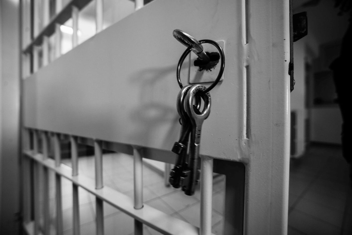 Detenzione, salute e pericolosità: ipotesi problematica di un reato associativo