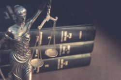 Il caso Contrada e le Sezioni Unite 8544/2020 sui “fratelli minori”