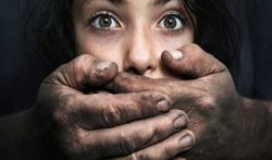 Tentativo di violenza sessuale su adolescente: sì alle pene accessorie
