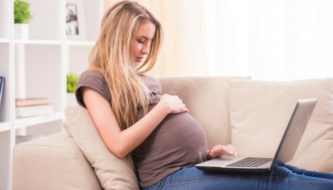 Mamme avvocato: arriva il legittimo impedimento per legge