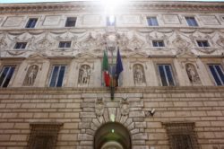 Appalti pubblici a titolo gratuito: si applica il codice dei contratti pubblici?