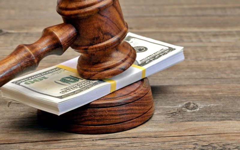 Processo tributario: il Comune non può prenotare a debito il contributo unificato