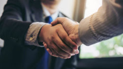 Impossibile la rinuncia preventiva all’indennità d’avviamento nelle locazioni commerciali