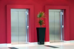 Condominio, è legittima l’installazione dell’ascensore intrapresa dal singolo a proprie spese