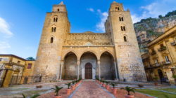 Caduta sulle scale di una Chiesa. Chi risarcisce il danno?
