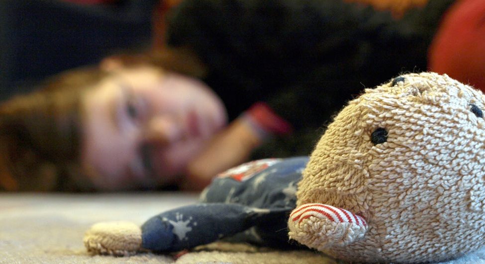 Atti sessuali con minorenne: il dubbio sull’età scrimina solo se diligentemente valutato