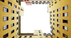 La Cassazione conferma il proprio orientamento: il condominio è responsabile del danno causato da cose in custodia