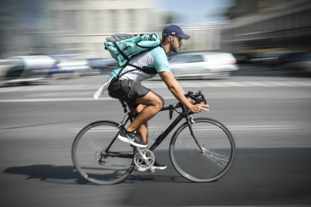Riders: lavoratori subordinati o autonomi? La risposta (definitiva?) della Cassazione nella sentenza n. 1663/2020