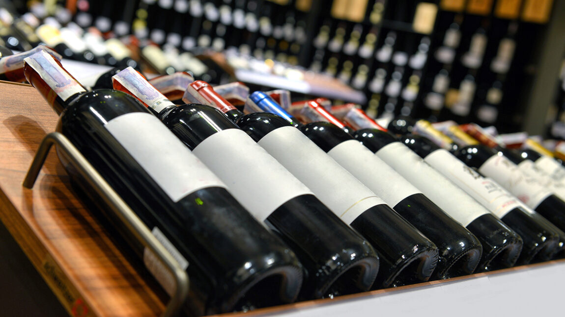 Novità nel mondo del vino: anche le I.G.T. potranno avere la (rectius: una) “fascetta”